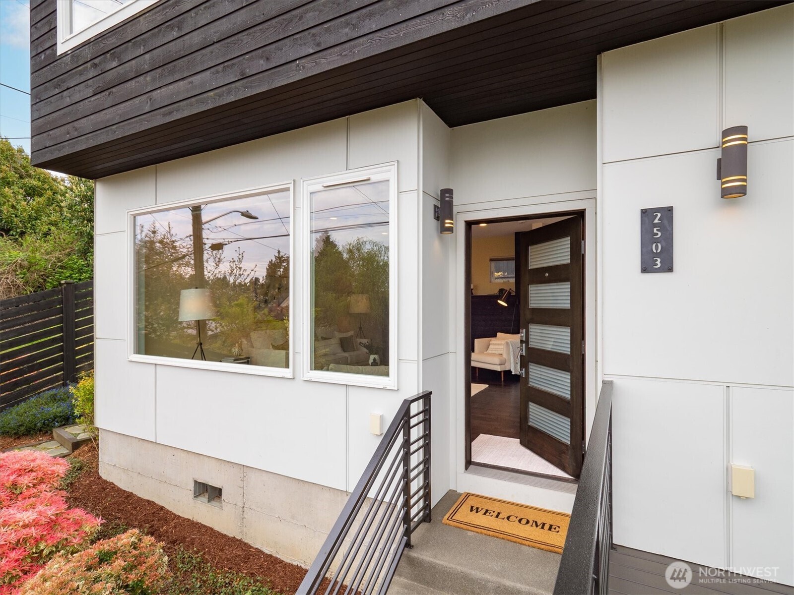 2503 NW 91st Street , Seattle, WA 98117