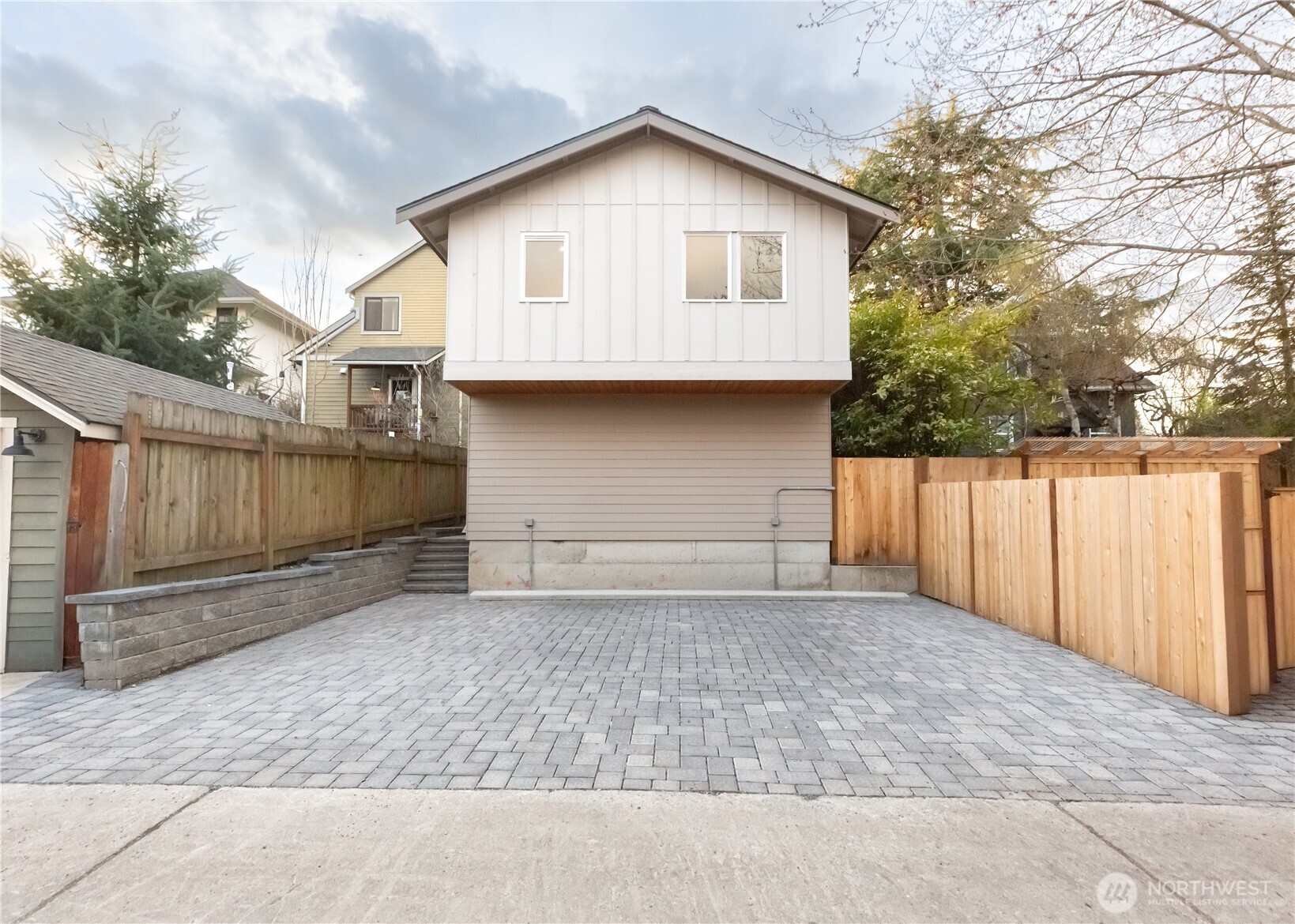 1530 25th Ave #B, Seattle, WA 98122