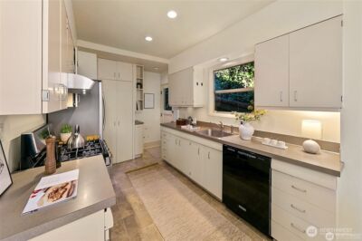 707 Lake Washington Boulevard S, Seattle, WA 98144 - Photo 14