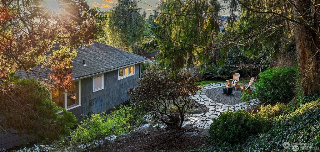 707 Lake Washington Boulevard S, Seattle, WA 98144