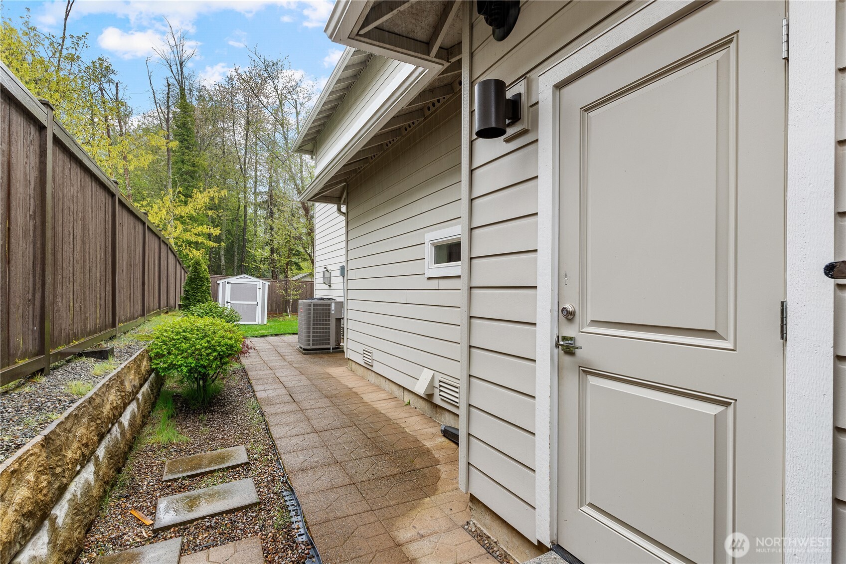 12808 SE 213th Street , Kent, WA 98031