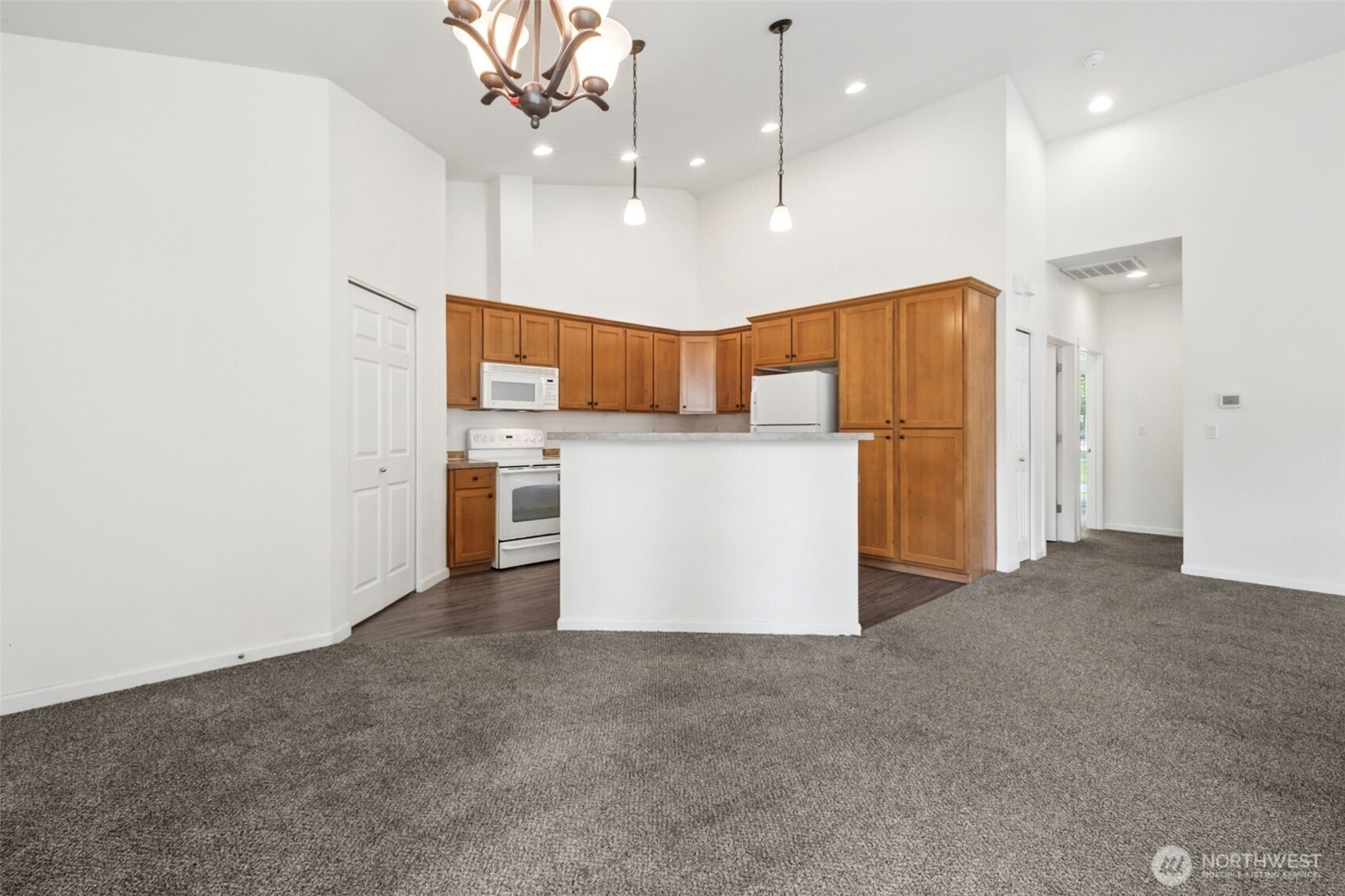 24202 224th Ave SE #3, Maple Valley, WA 98038