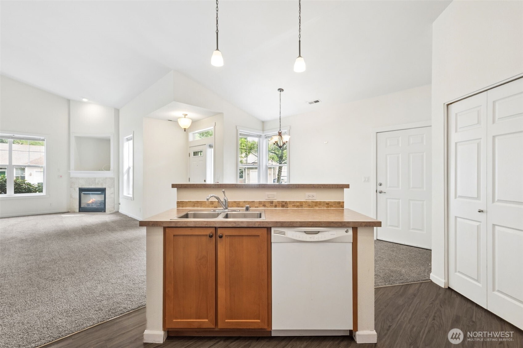 24202 224th Ave SE #3, Maple Valley, WA 98038