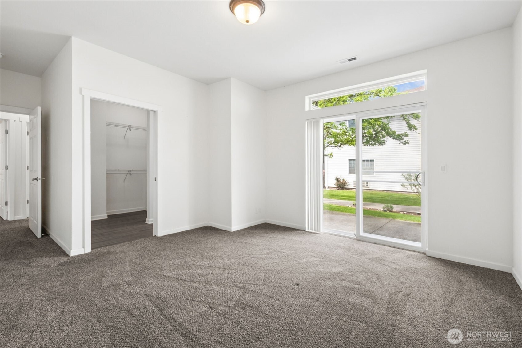 24202 224th Ave SE #3, Maple Valley, WA 98038