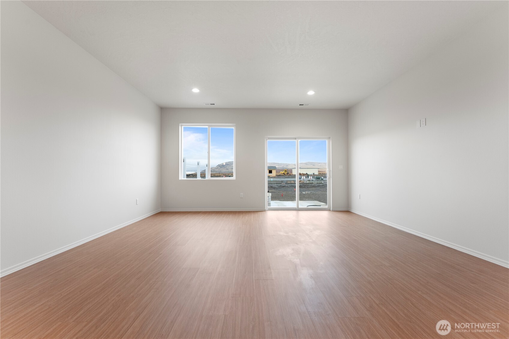 306 Poplar Street , Royal City, WA 99357