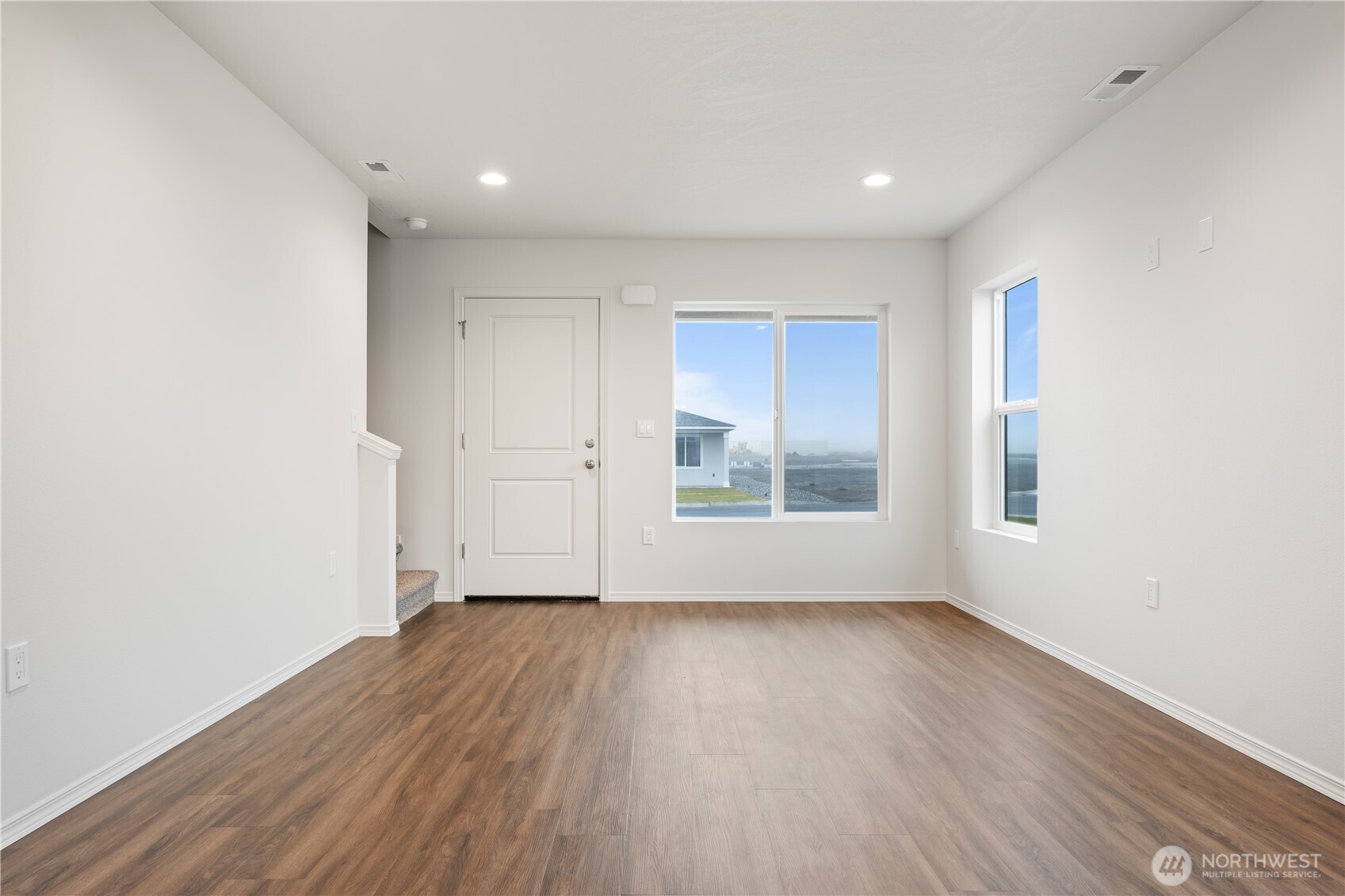 103 Poplar Street , Royal City, WA 99357