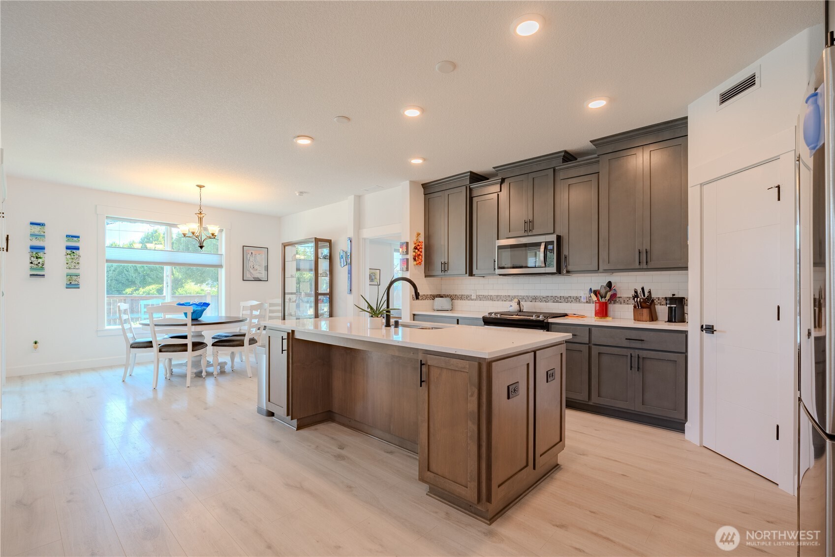 9109 NE 151st Court , Vancouver, WA 98682