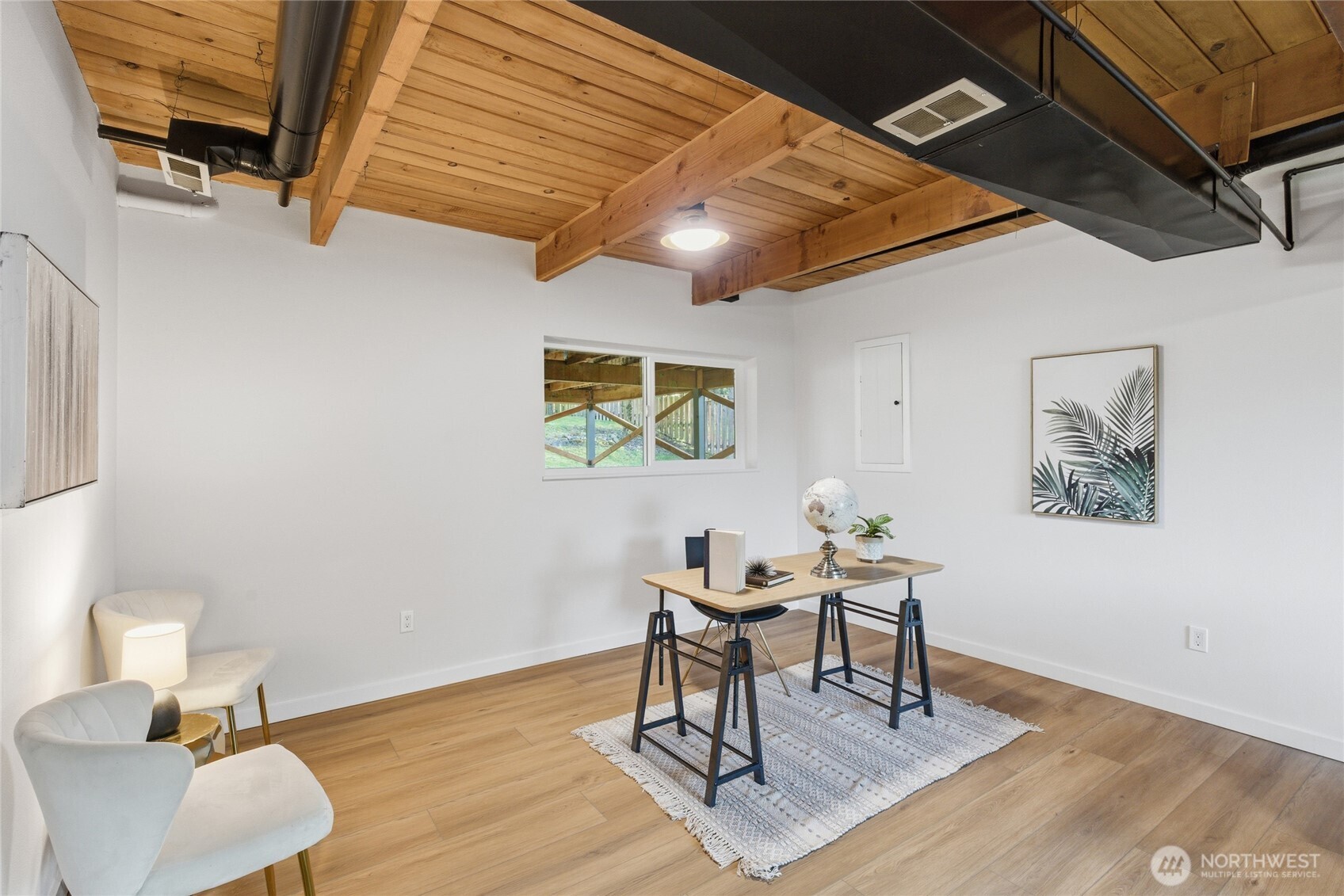 1204 E Laurel Street , Kent, WA 98030