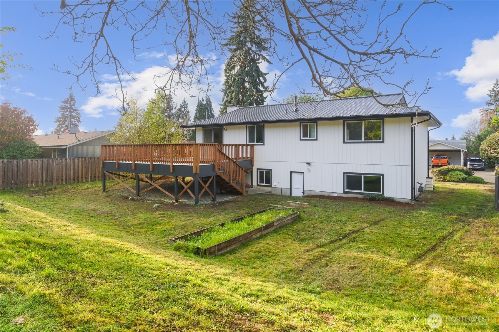 1204 E Laurel Street , Kent, WA 98030