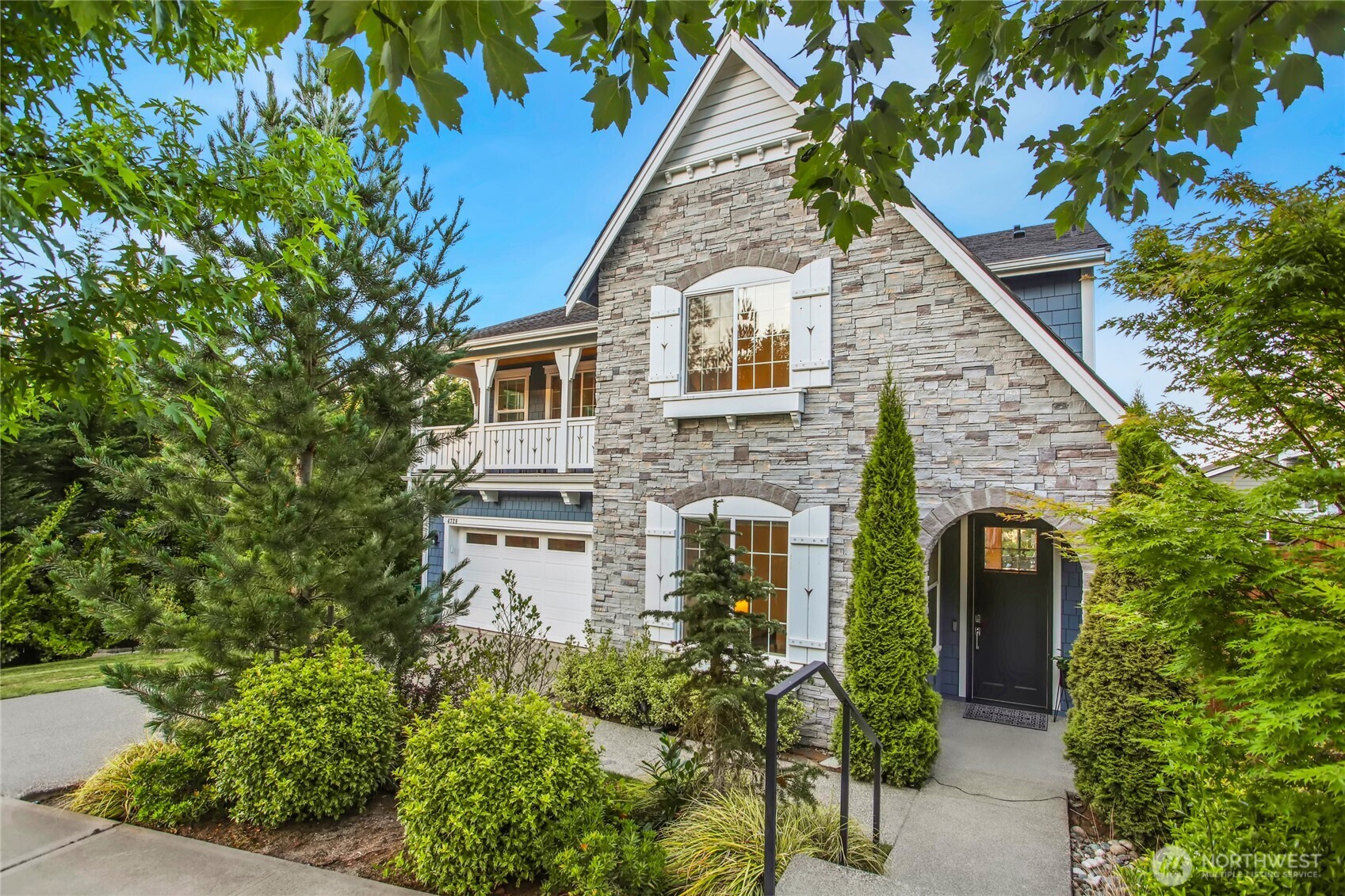 4728 165th Place NE, Redmond, WA 98052