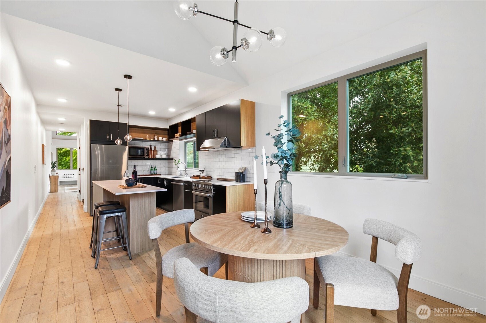 6515 Ellis Avenue S, Seattle, WA 98108