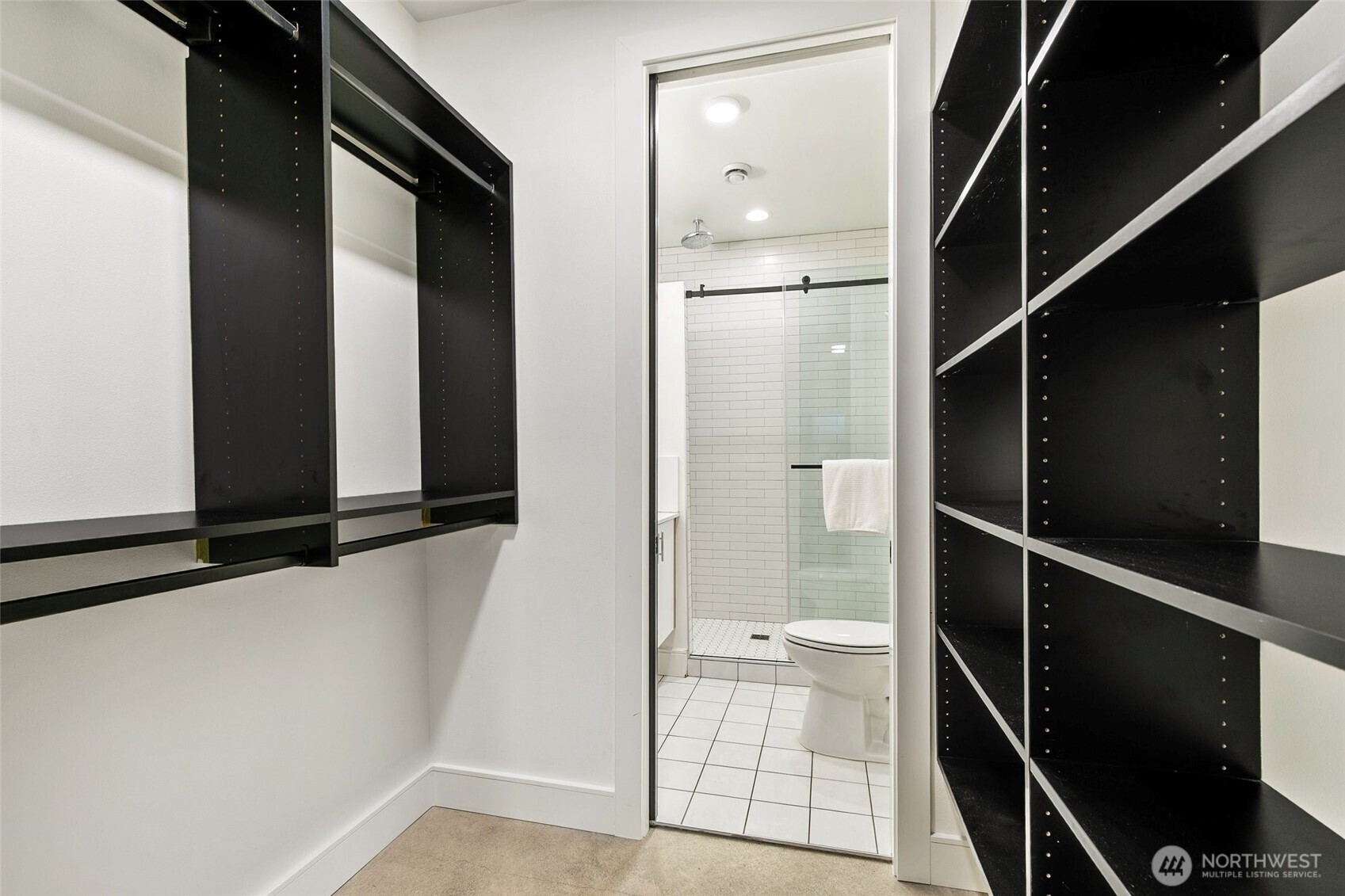 6515 Ellis Avenue S, Seattle, WA 98108