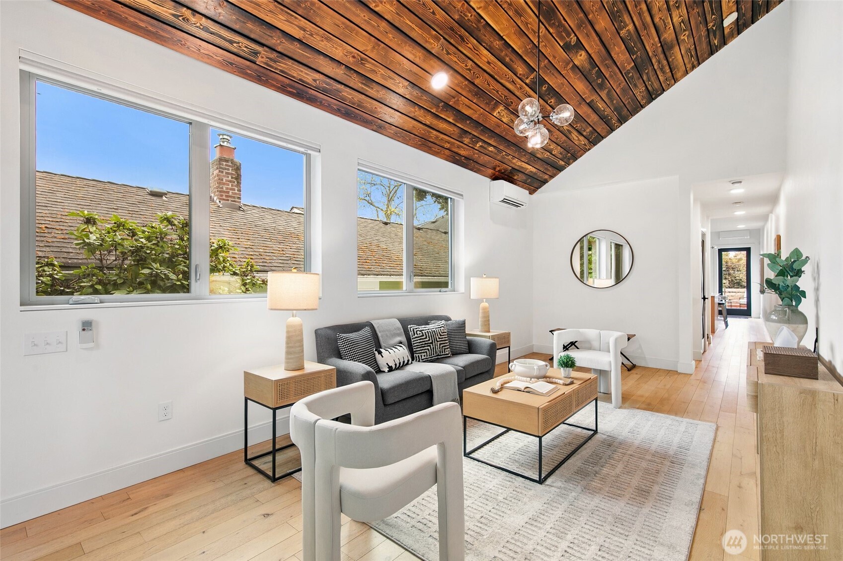 6515 Ellis Avenue S, Seattle, WA 98108