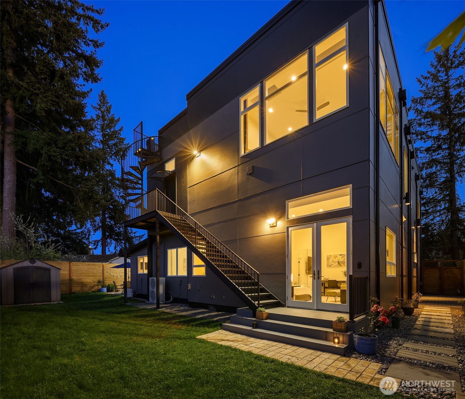 14614 SE 20th Street , Bellevue, WA 98007