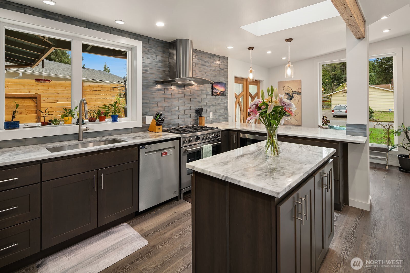 14614 SE 20th Street , Bellevue, WA 98007