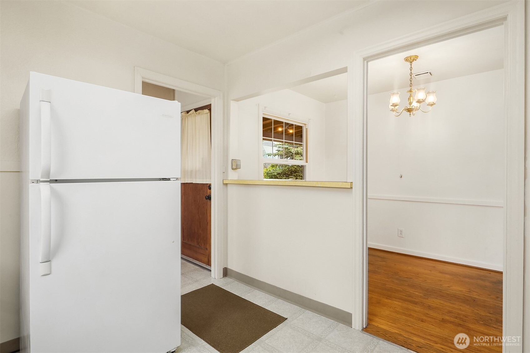 2230 Oakes Avenue , Everett, WA 98201