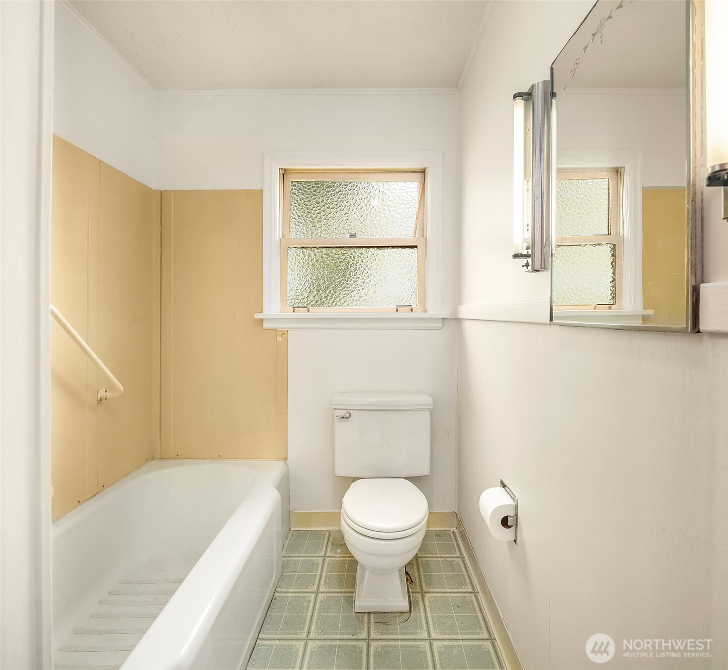 2230 Oakes Avenue , Everett, WA 98201
