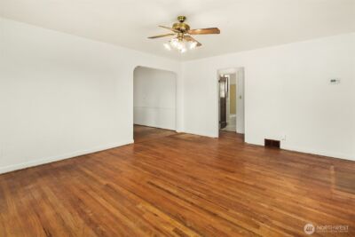2230 Oakes Avenue , Everett, WA 98201 - Photo 10
