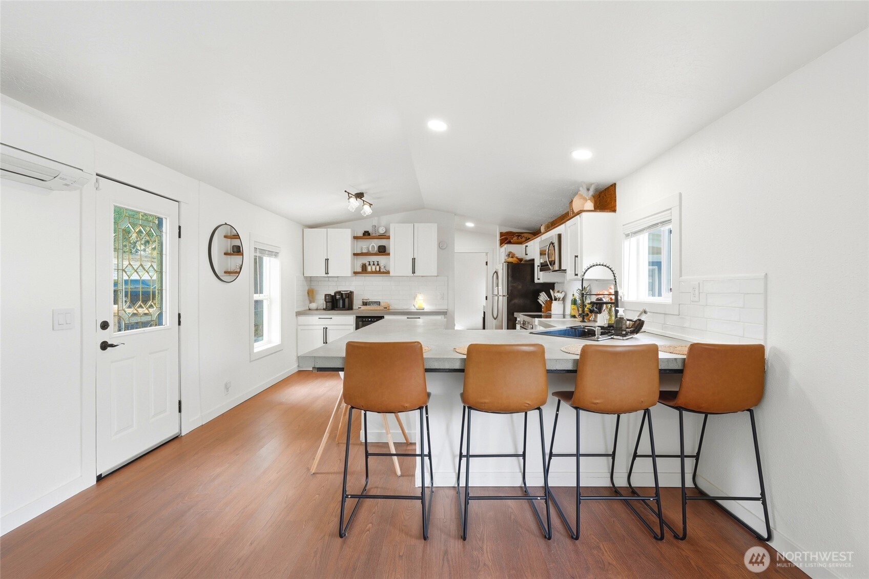915 Dyer Road , Sultan, WA 98294