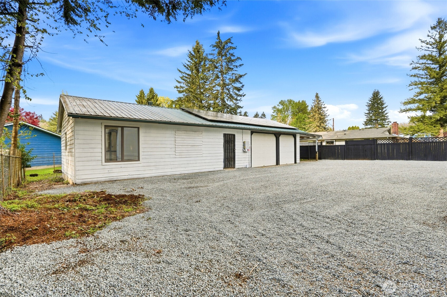 915 Dyer Road , Sultan, WA 98294
