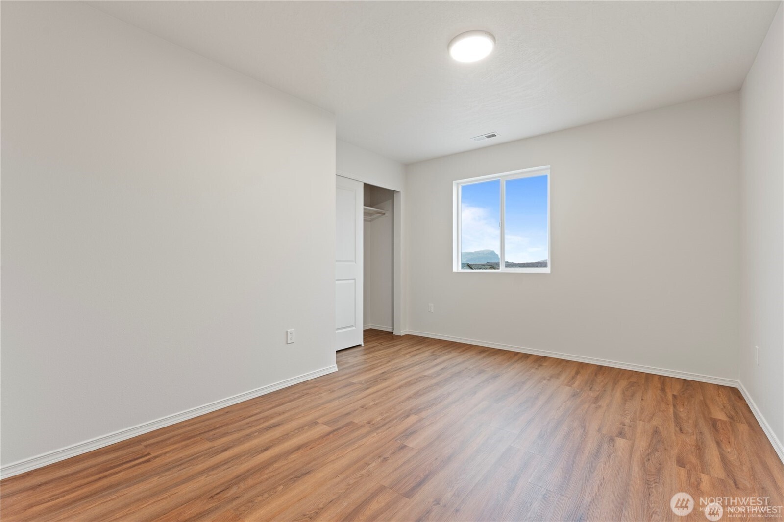 602 Karen Avenue , Royal City, WA 99357