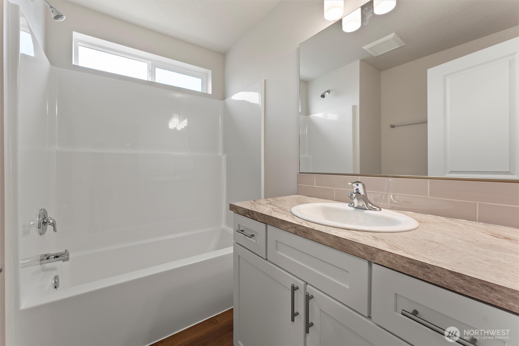 601 Kent Avenue , Royal City, WA 99357