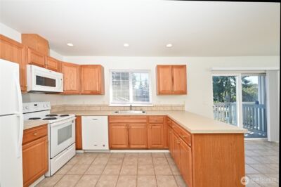 6411 Broadway , Everett, WA 98203 - Photo 11