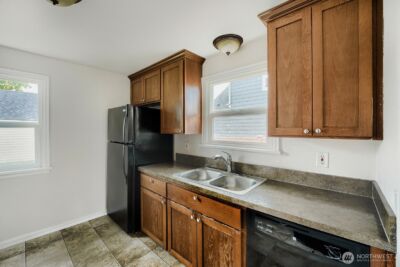 3216 S 72nd Street , Tacoma, WA 98409 - Photo 7
