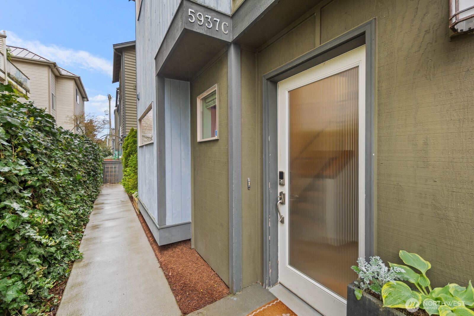 5937 California Avenue SW #C, Seattle, WA 98136