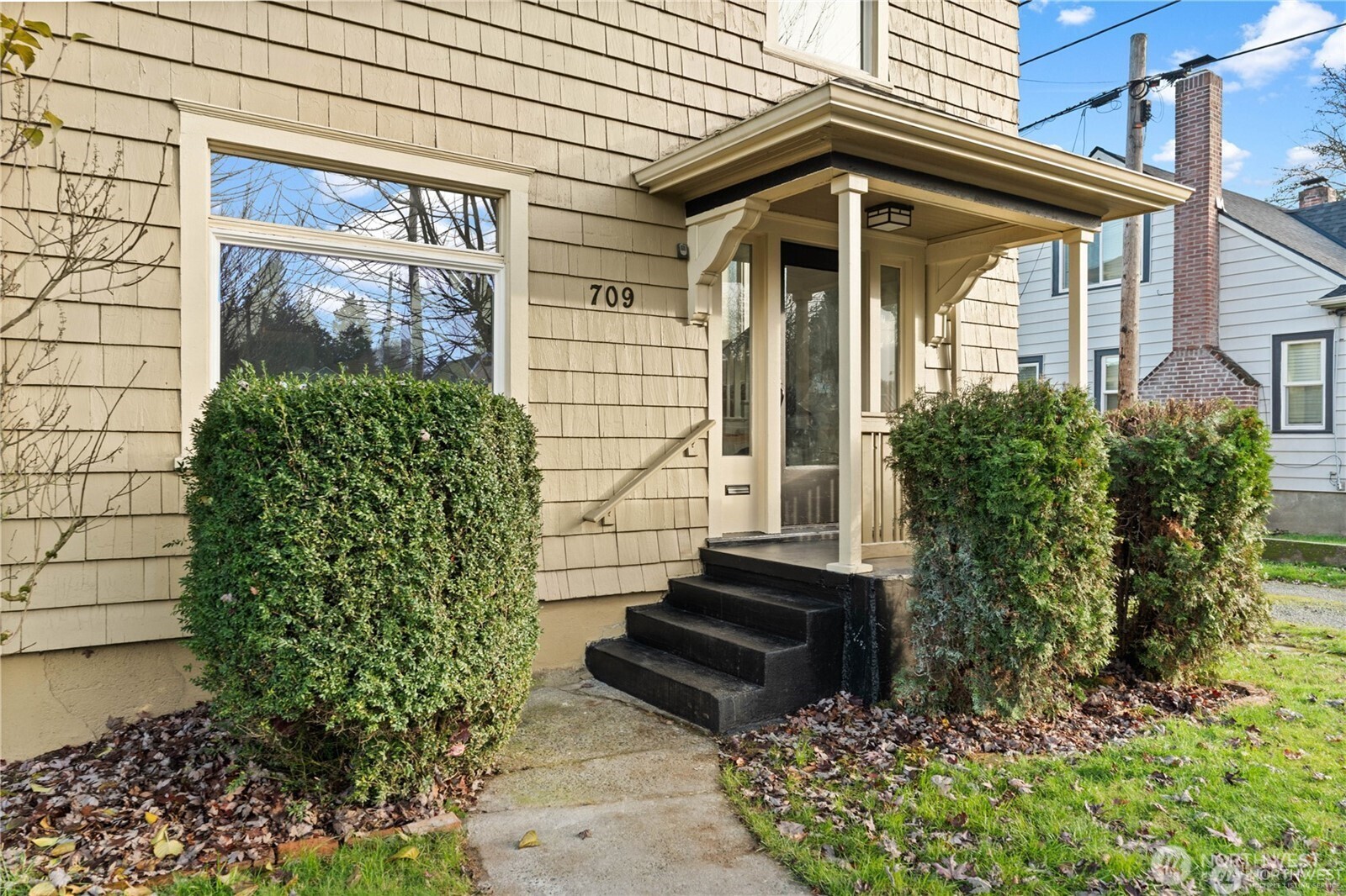 709 S Cedar Street , Tacoma, WA 98405