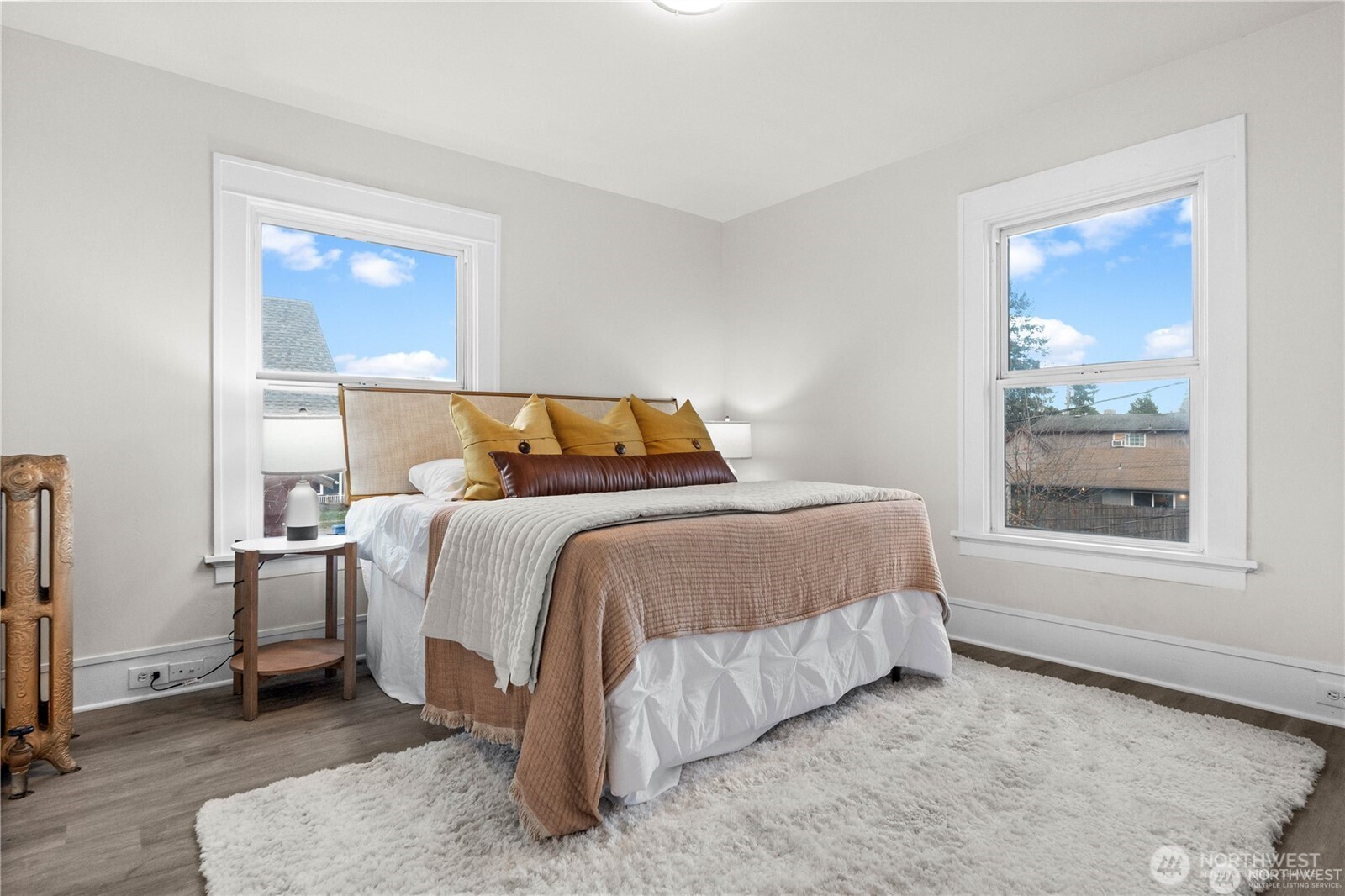 709 S Cedar Street , Tacoma, WA 98405