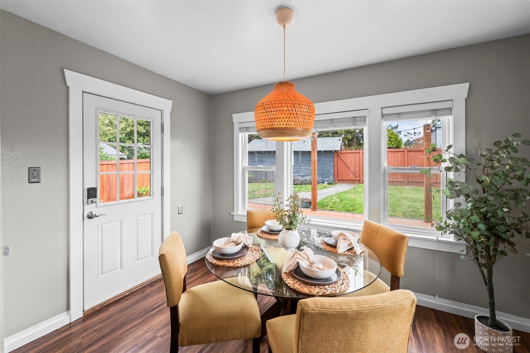 1403 N Proctor Street , Tacoma, WA 98406