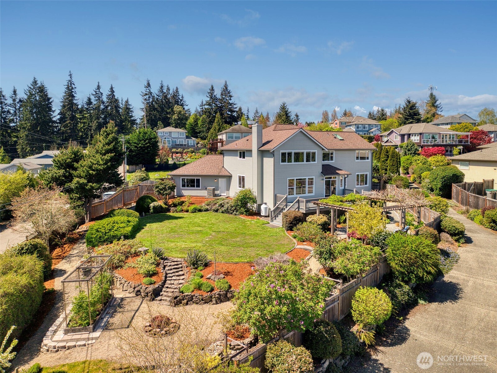 11560 NE Skyward Loop , Kingston, WA 98346