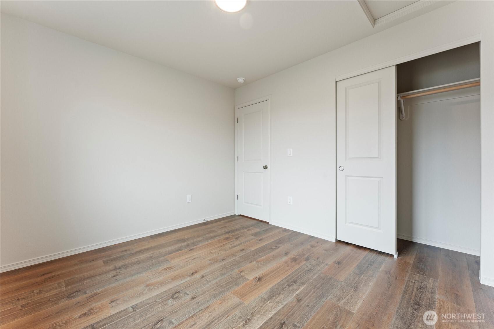 310 Poplar Street NE, Royal City, WA 99357