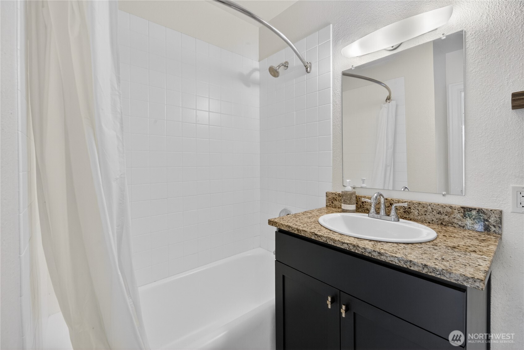 124 Warren Avenue N #208, Seattle, WA 98109