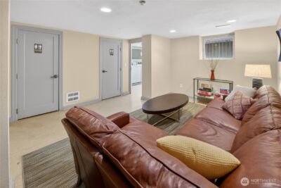 124 Warren Avenue N #208, Seattle, WA 98109 - Photo 22
