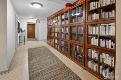 124 Warren Avenue N #208, Seattle, WA 98109 - Photo 23