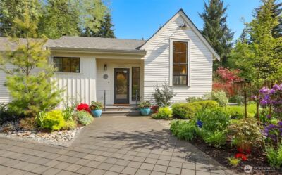 2327 NE 127th Street #B, Seattle, WA 98125 - Photo 1
