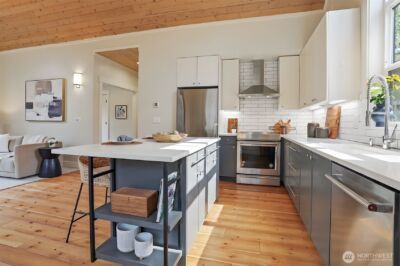 2327 NE 127th Street #B, Seattle, WA 98125 - Photo 11