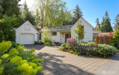 2327 NE 127th Street #B, Seattle, WA 98125 - Photo 2
