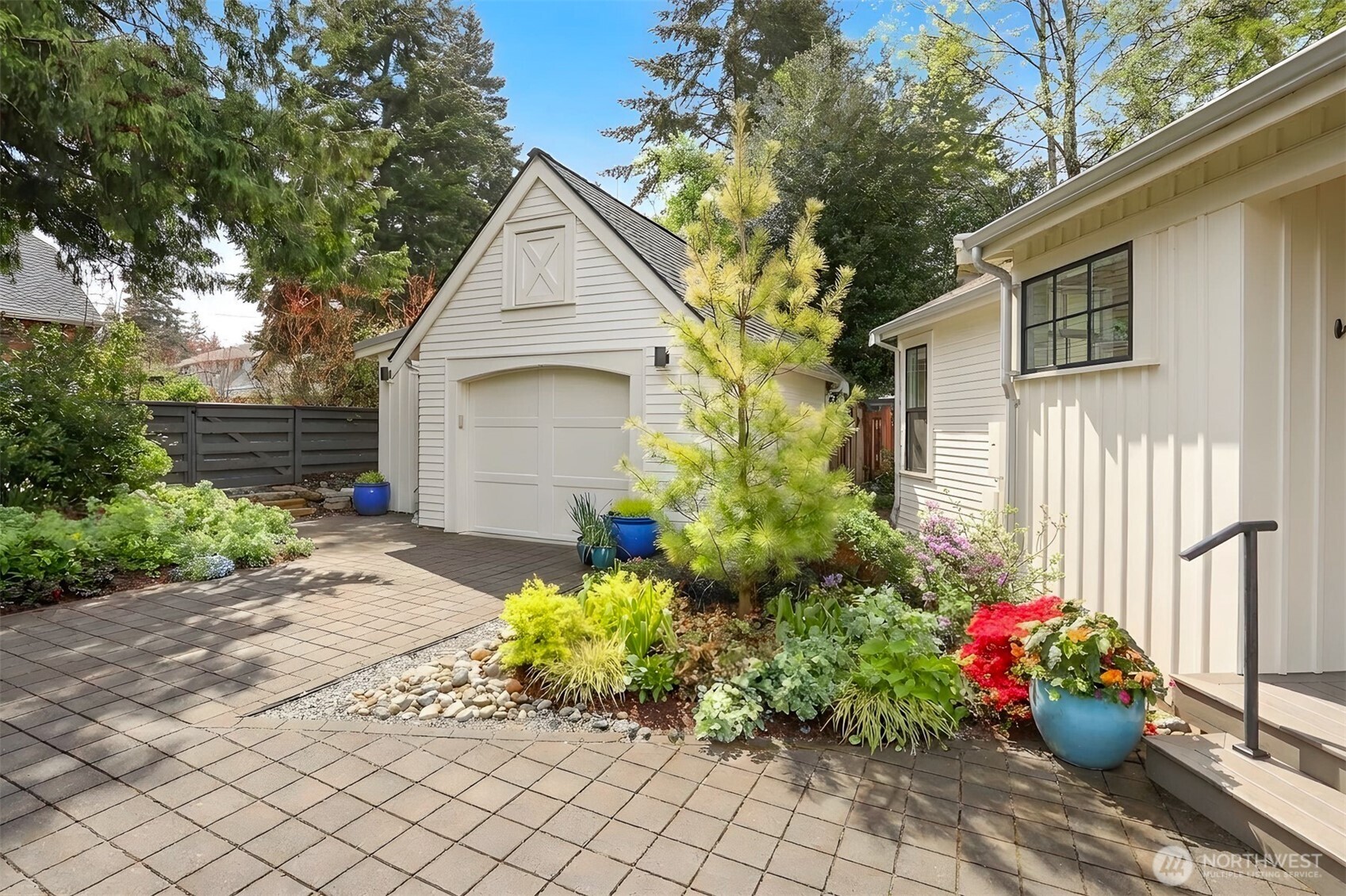 2327 NE 127th Street #B, Seattle, WA 98125