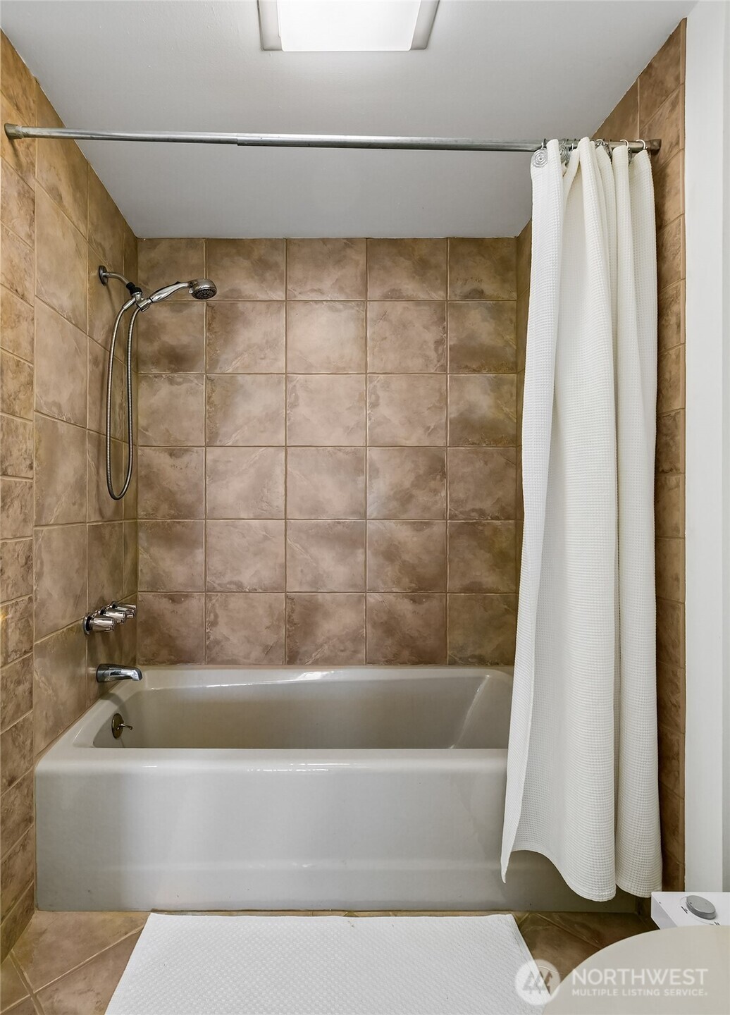1301 Spring Street #5C, Seattle, WA 98104