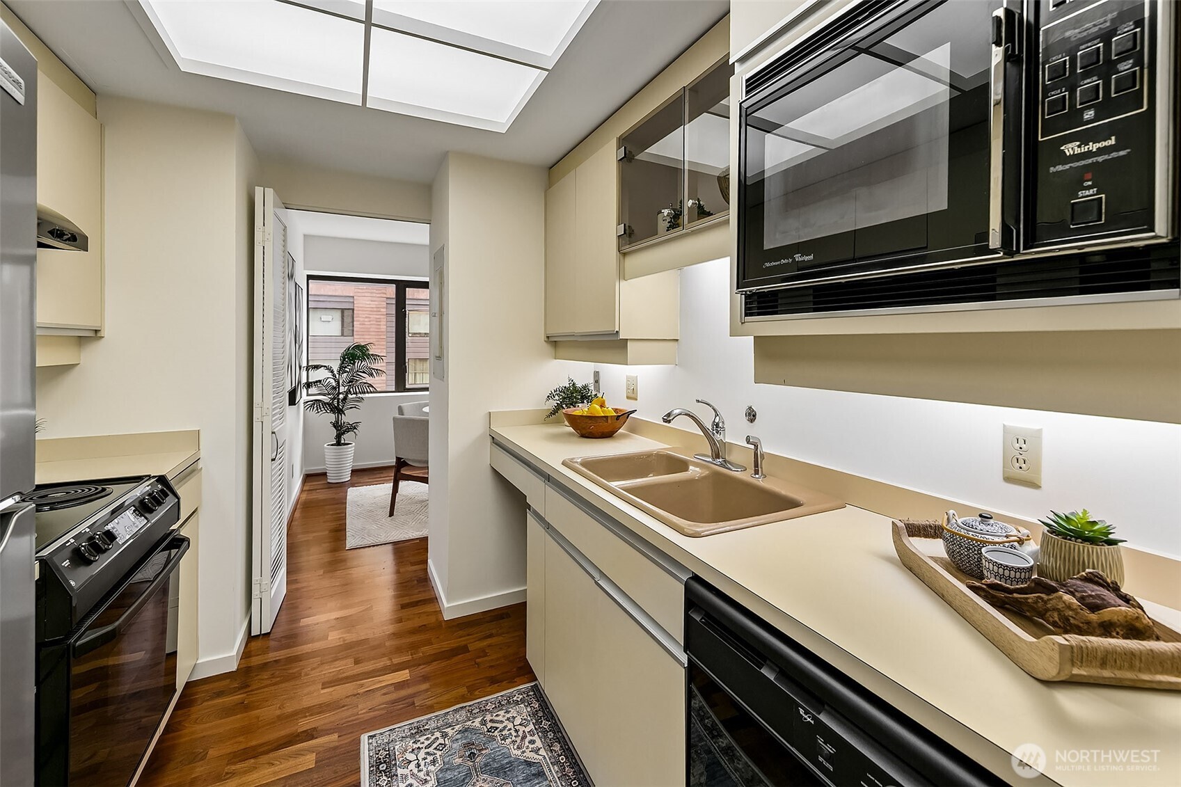 1301 Spring Street #5C, Seattle, WA 98104