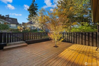 7132 34th Avenue SW, Seattle, WA 98126 - Photo 2