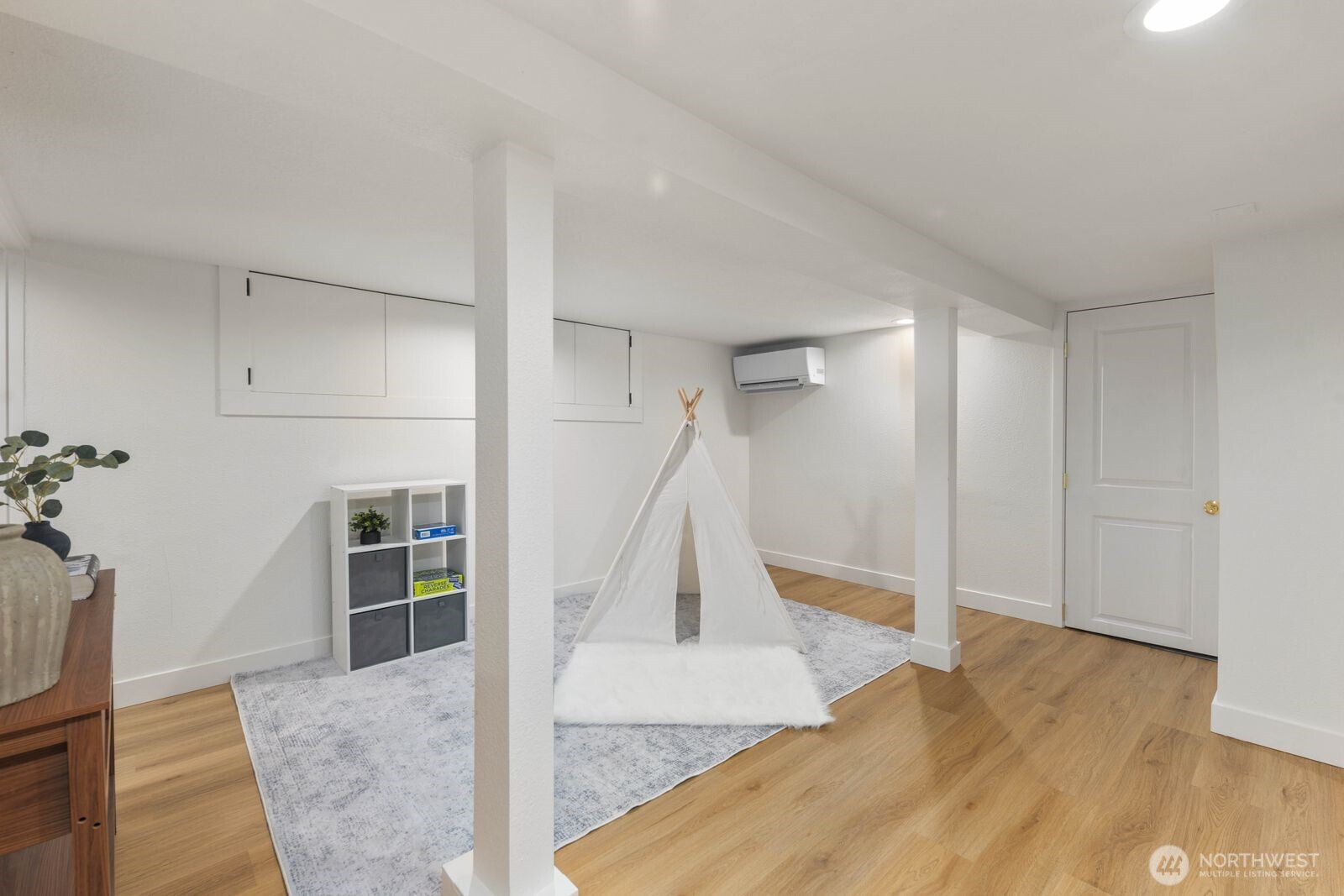 7132 34th Avenue SW, Seattle, WA 98126