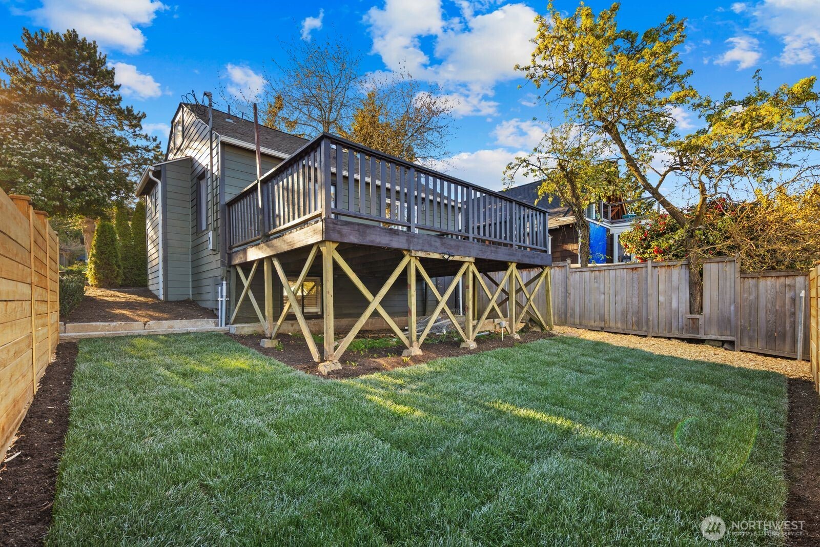 7132 34th Avenue SW, Seattle, WA 98126