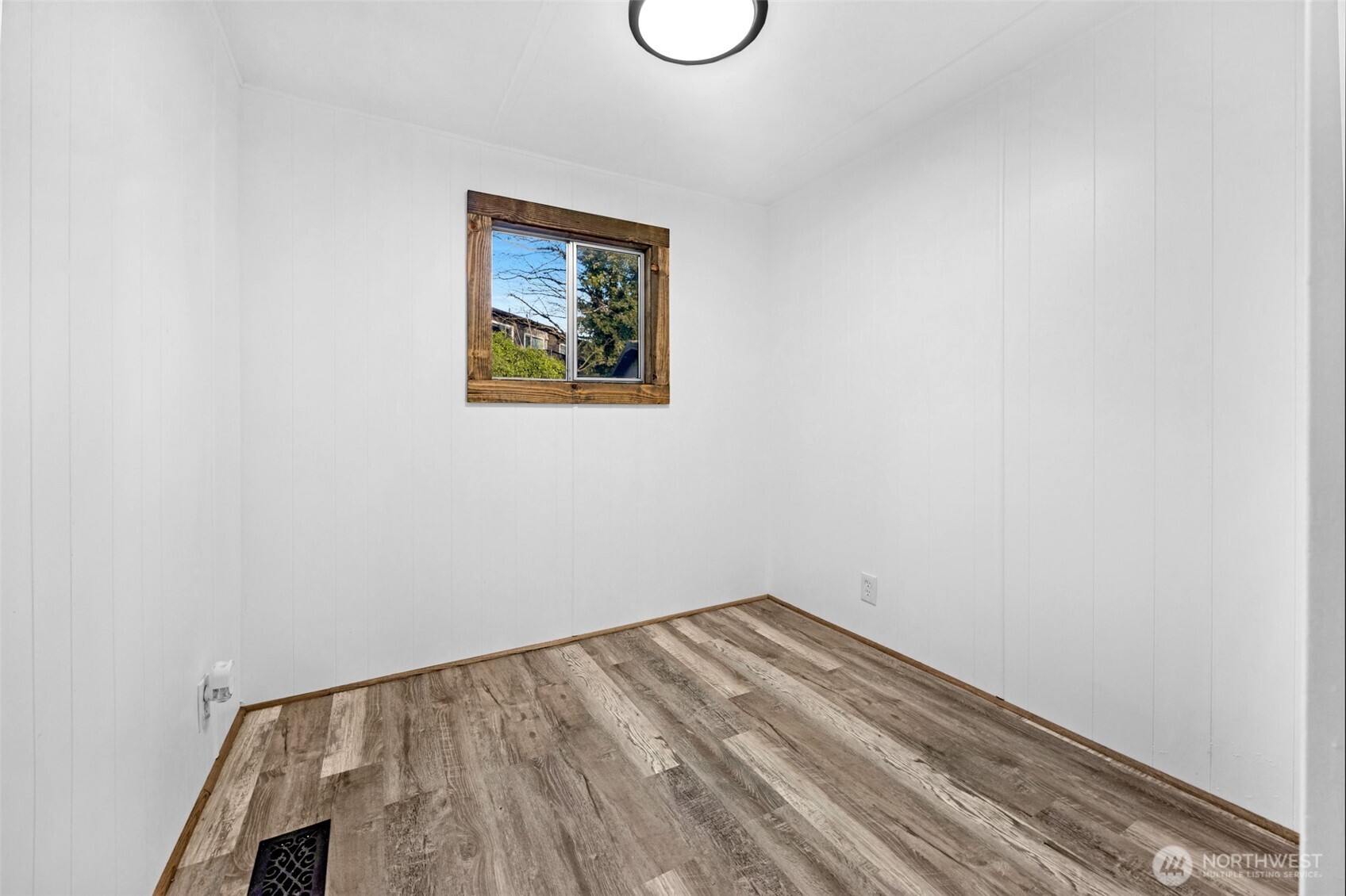 14322 Admiralty Way #8, Lynnwood, WA 98087