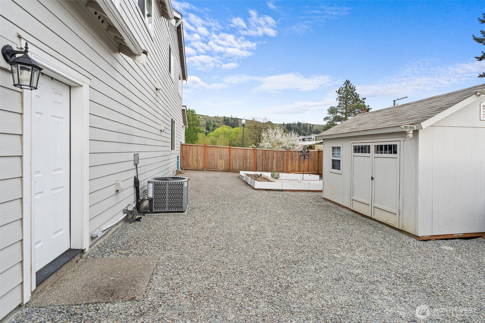 5788 160th Avenue E, Sumner, WA 98390