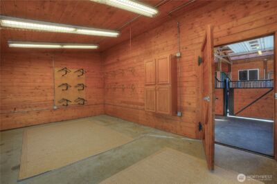 30815 Webster Road E, Eatonville, WA 98328 - Photo 33
