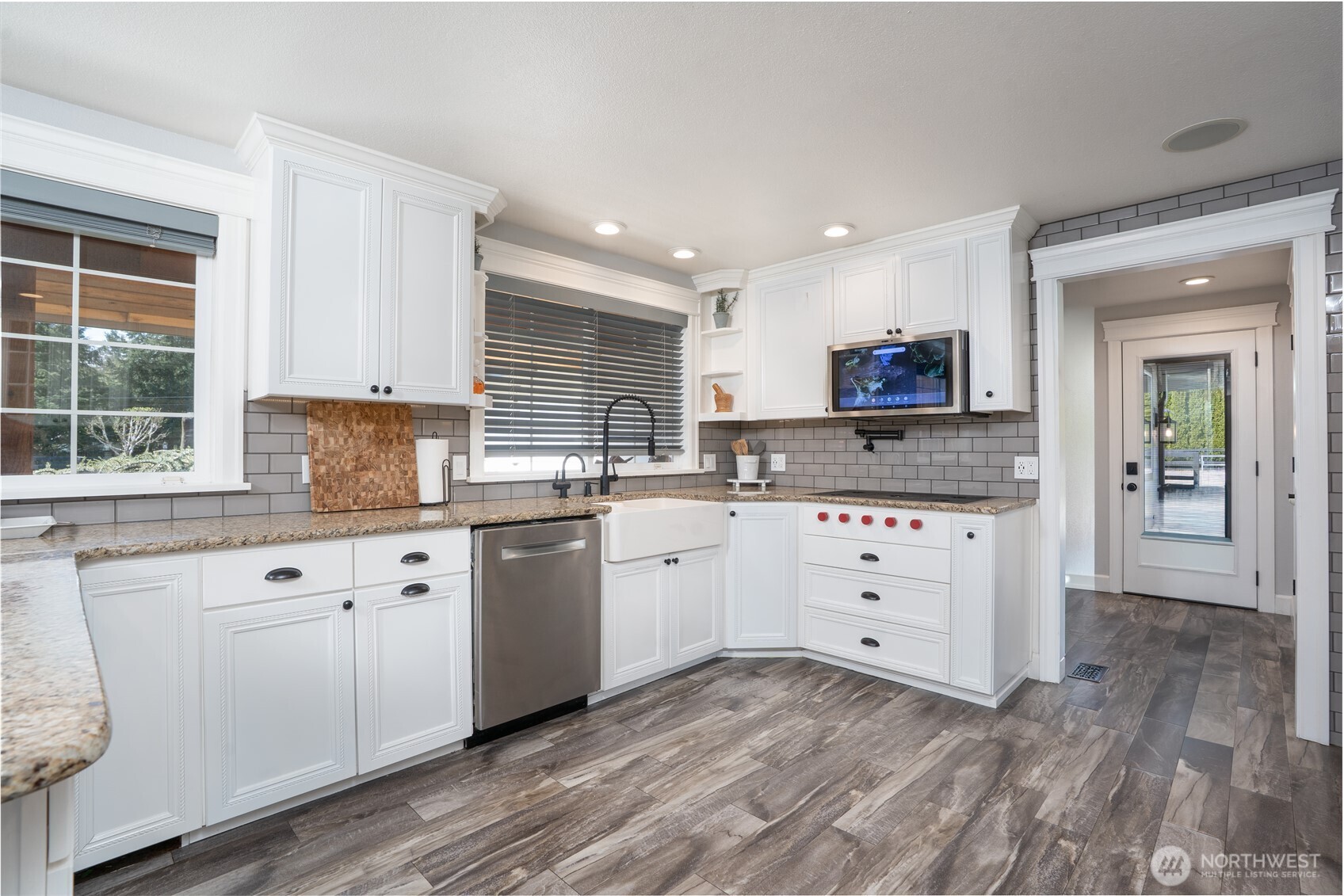 30815 Webster Road E, Eatonville, WA 98328